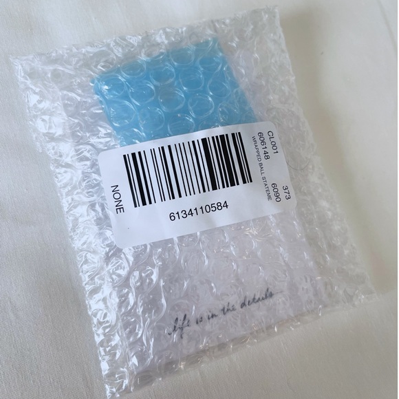 LOFT • Wrapped Ball Statement Earrings - Picture 5 of 7